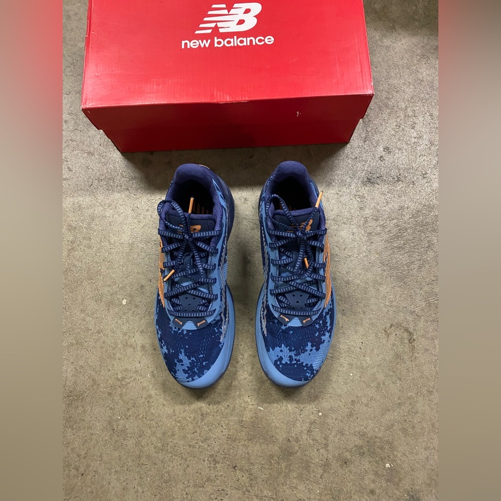 New Balance Two Wxy V5 
Size 10 2E - Picture 2 of 8